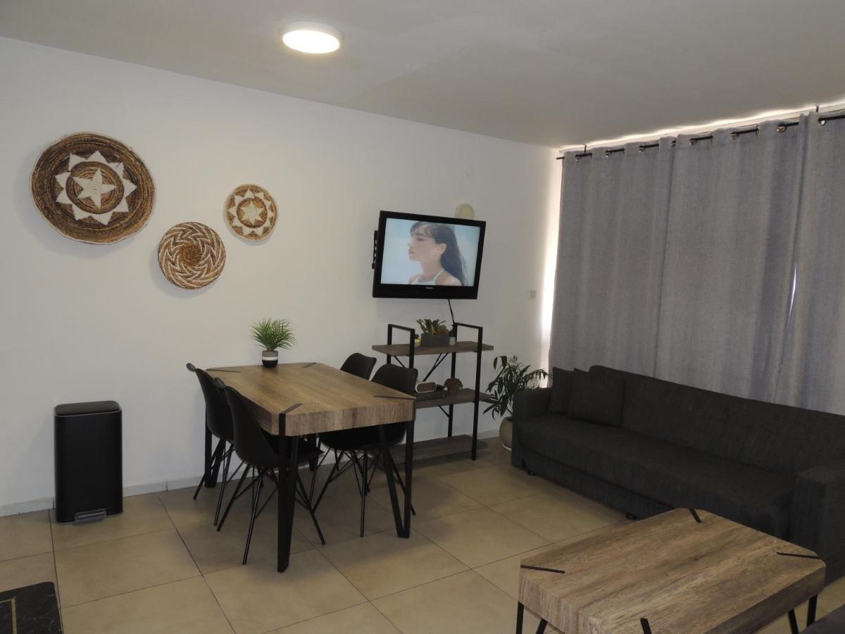 Lev Eilat Suites Exteriör bild