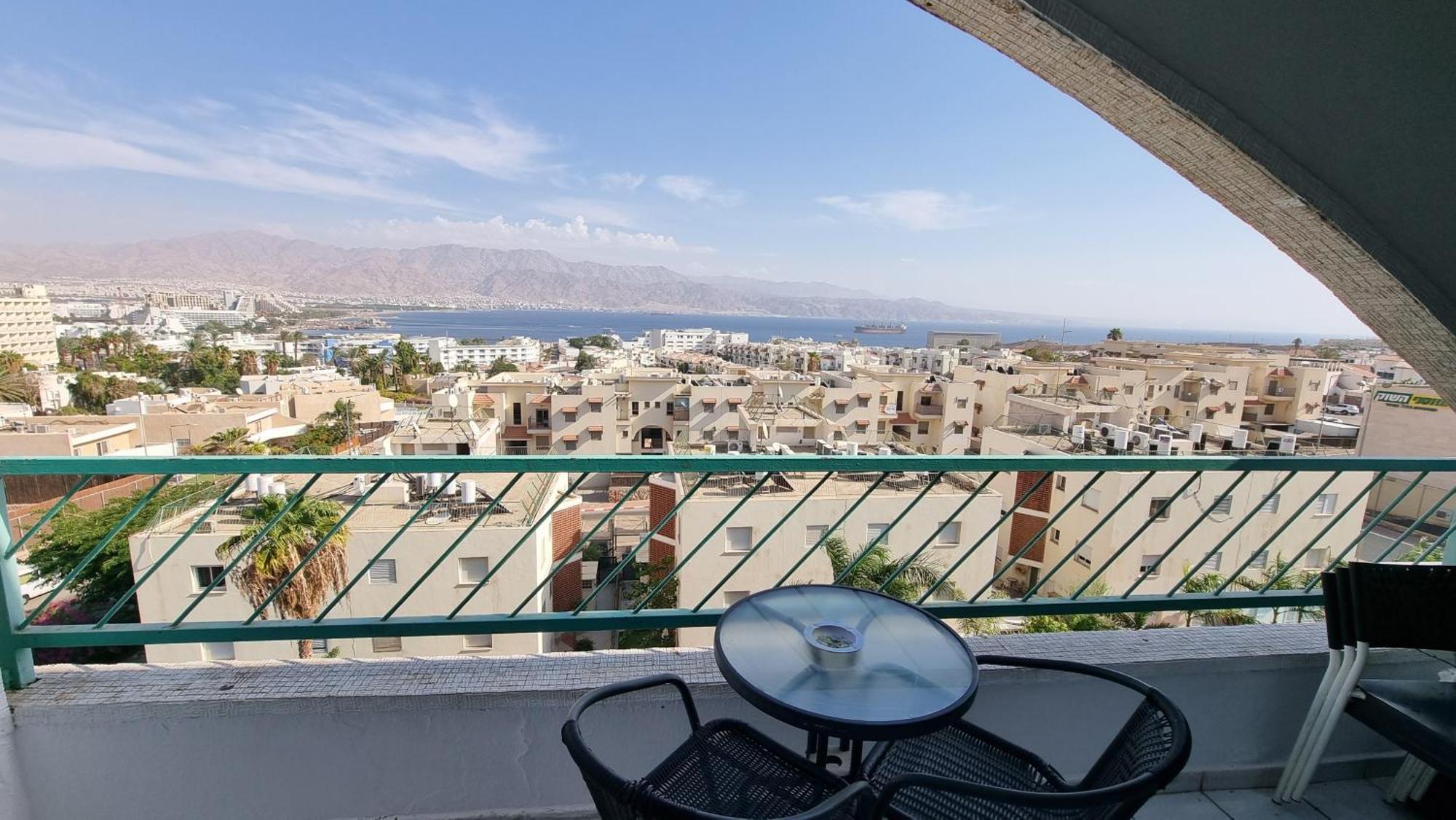 Lev Eilat Suites Exteriör bild